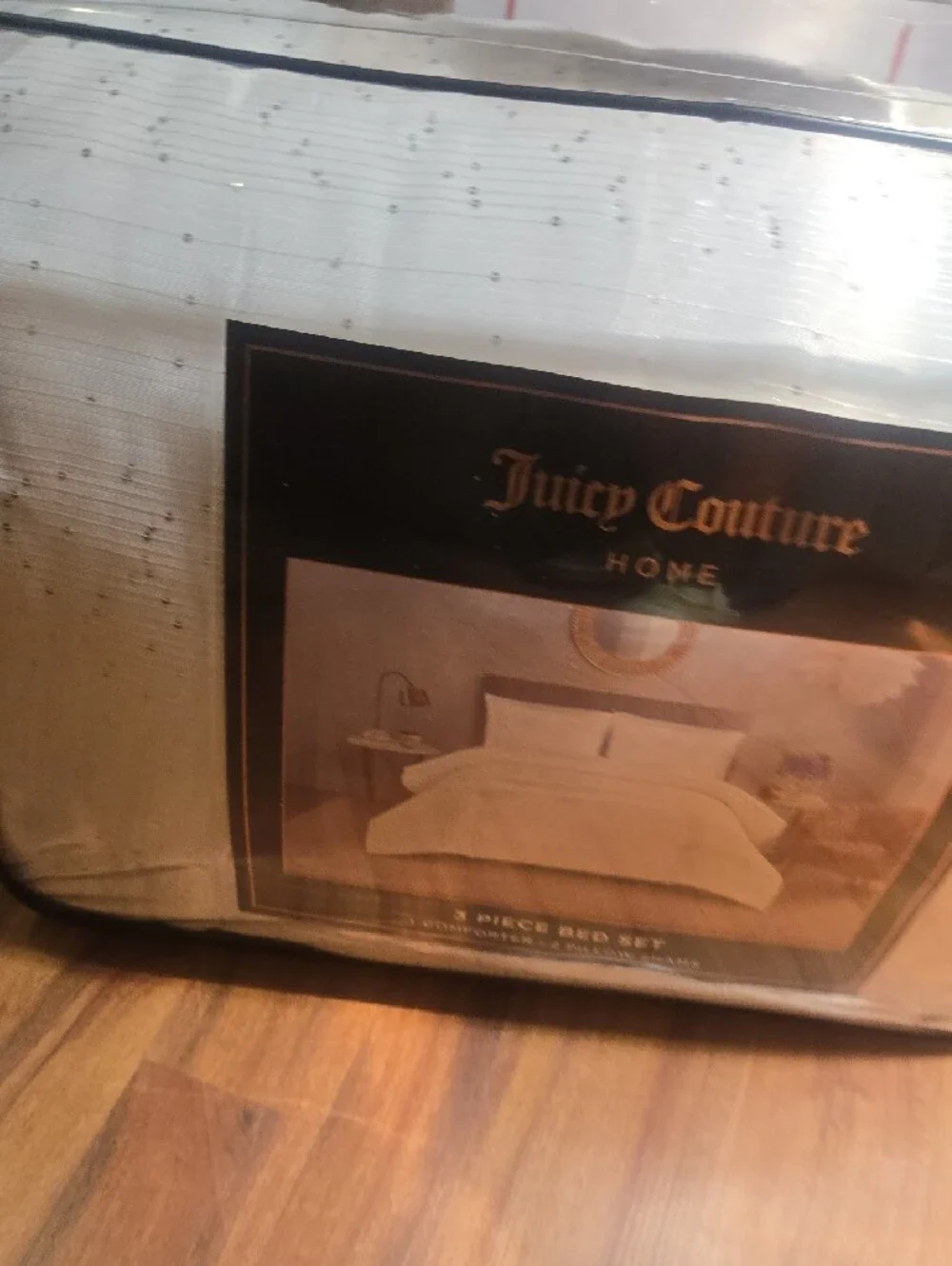 Juicy Couture White Quilted Comforter Set - Queen New  Sequins